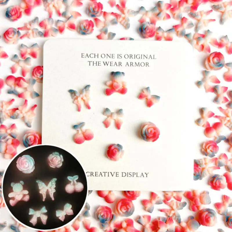 Lot de 50 breloques pour nail art 3D à dos plat, mélange aléatoire, motif fleur lumineuse, cœur, lapin, papillon, décorations pour ongles en acrylique