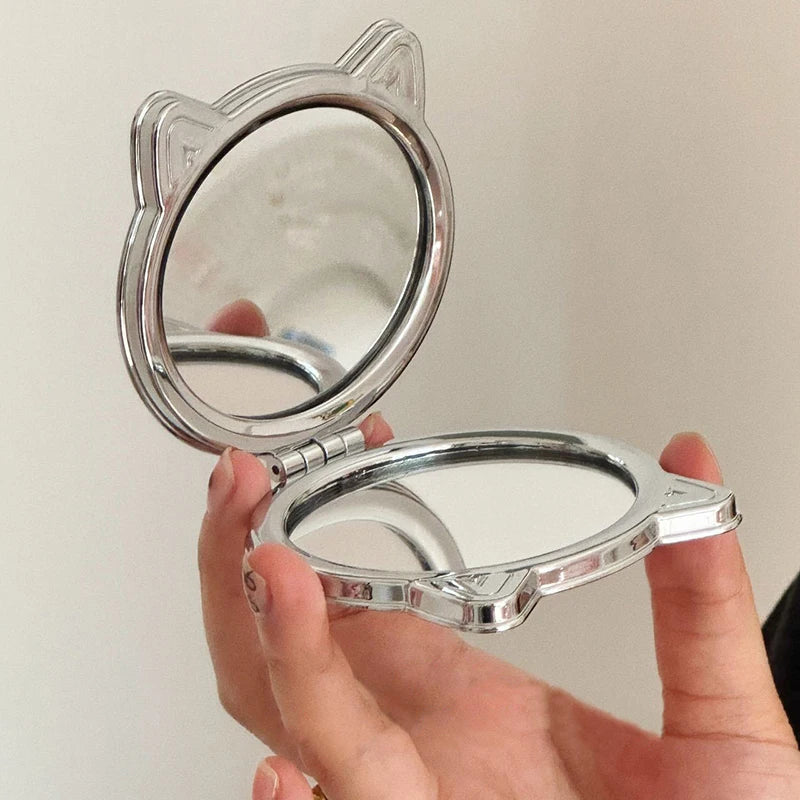 Miroir de maquillage double face Kawaii Hello Kitty portable à paillettes et sables mouvants pour fille de dessin animé, cadeau de poche, miroir de maquillage double face